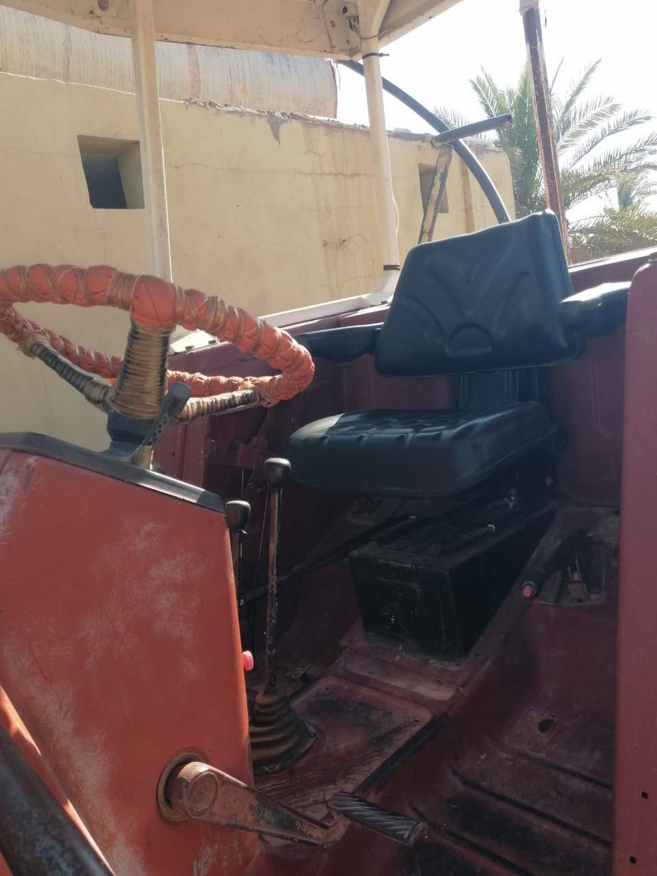 السلام عليكم تنكتر فيات موديل 82علی البلاد جاهز من كل شي رقم انبار اصولي الي بسمة رقم التنكتر  بلقائم التنكتر لا صرف ولا تبخير المكان القائم ***********
