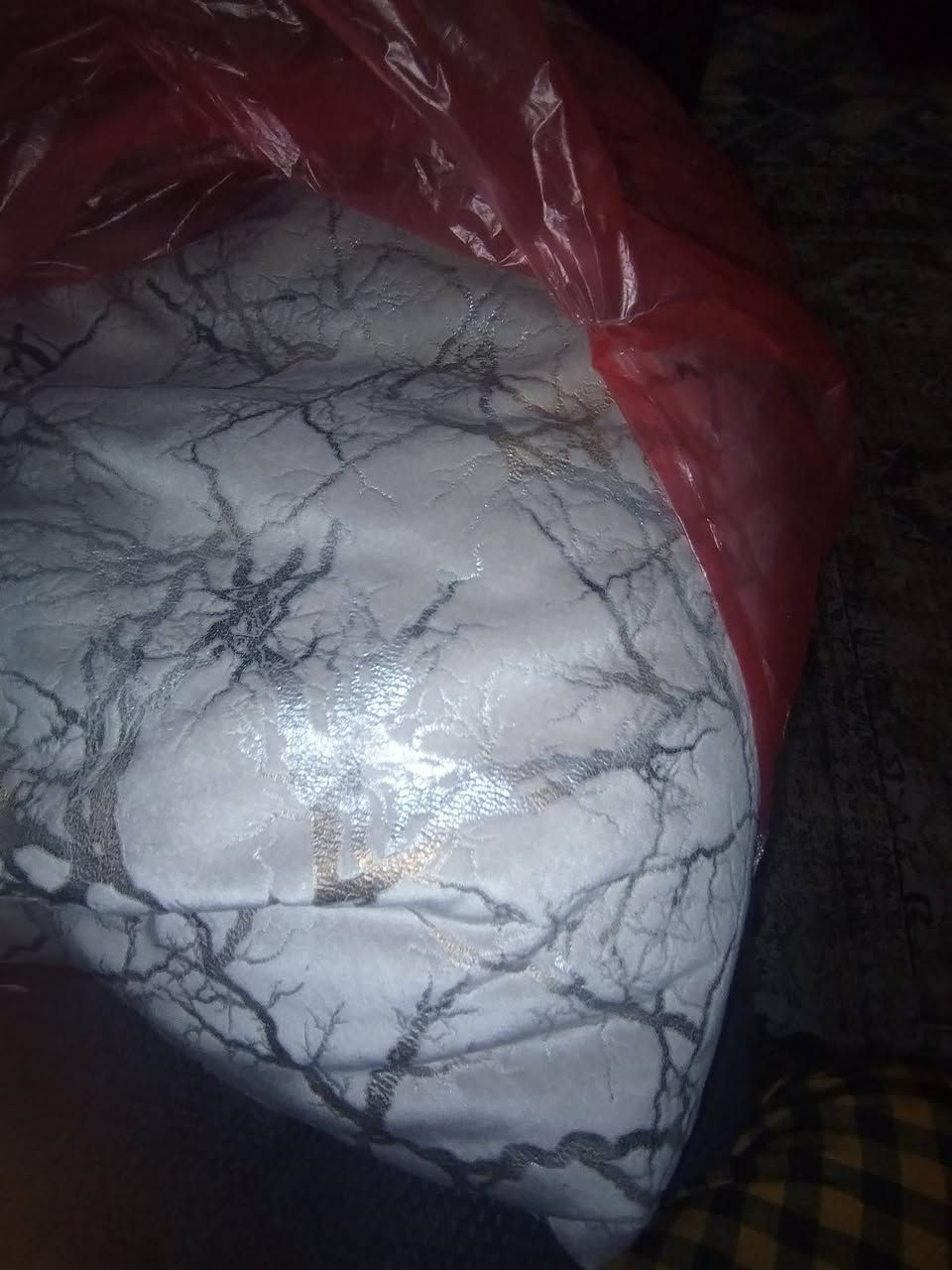 بردات جدد للبيع اليوم سويتهن لونهن رصاصي وفضي قياس ٥ مترات ارتفاع ٣ متر


**إذا كنت صاحب هذا الإعلان وتريد حذفه لأي سبب، رجاءا أرسل رسالة إلى الدعم الفني**