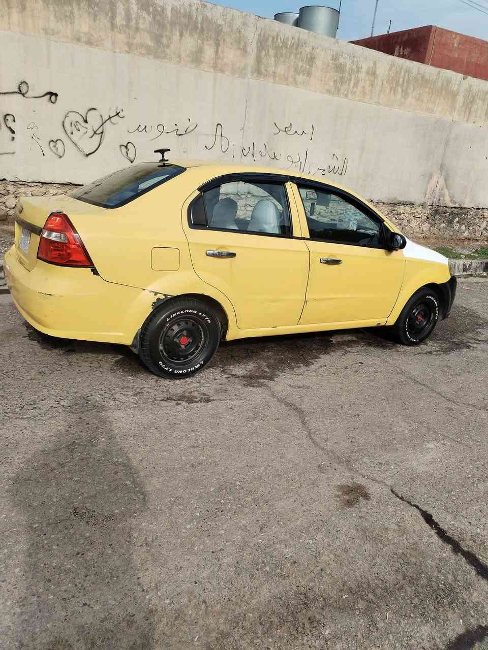 افيو 2009 سياره ماناقصها اي شي
كلو شغال مكينه دبل بس يعوزها صبغ
بيها ضربه بجم الكدام
تايات جدد باتري جديد كابون بانزين بيها
رقمها  نينوى ألماني سنويه 28 
العنوان موصل جانب الايسر ***********
السعر 50 بيها مجال.
