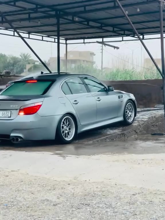 سلام عليكم
للبيع BMW/E60/2007محرك گير خير من الله تبريد ثلج 
صدر امامي تعبان صدرخلفي جديد عربانه جديده شادلها منضومة بانزين جديده بلكات جدد تايرات جددصبغ عام تغييرلون رقم كركوك بأسمي تحويل ثاني يوم 
***********
سعر105 وبيها مجال للشراي مكان السياره تكريت 
جماعة امسح المنشور لاتعليق
