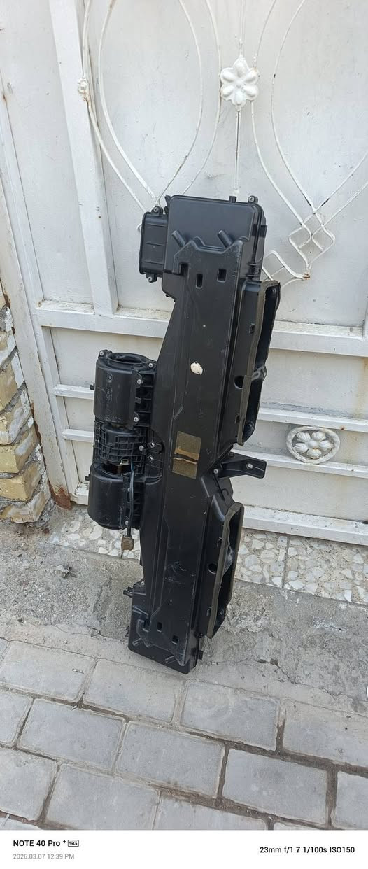 فريز   نيسان عاليه موديل 14نضافه 60٪ السعر 150وبيه مجال مكان بغداد العبيدي ***********
