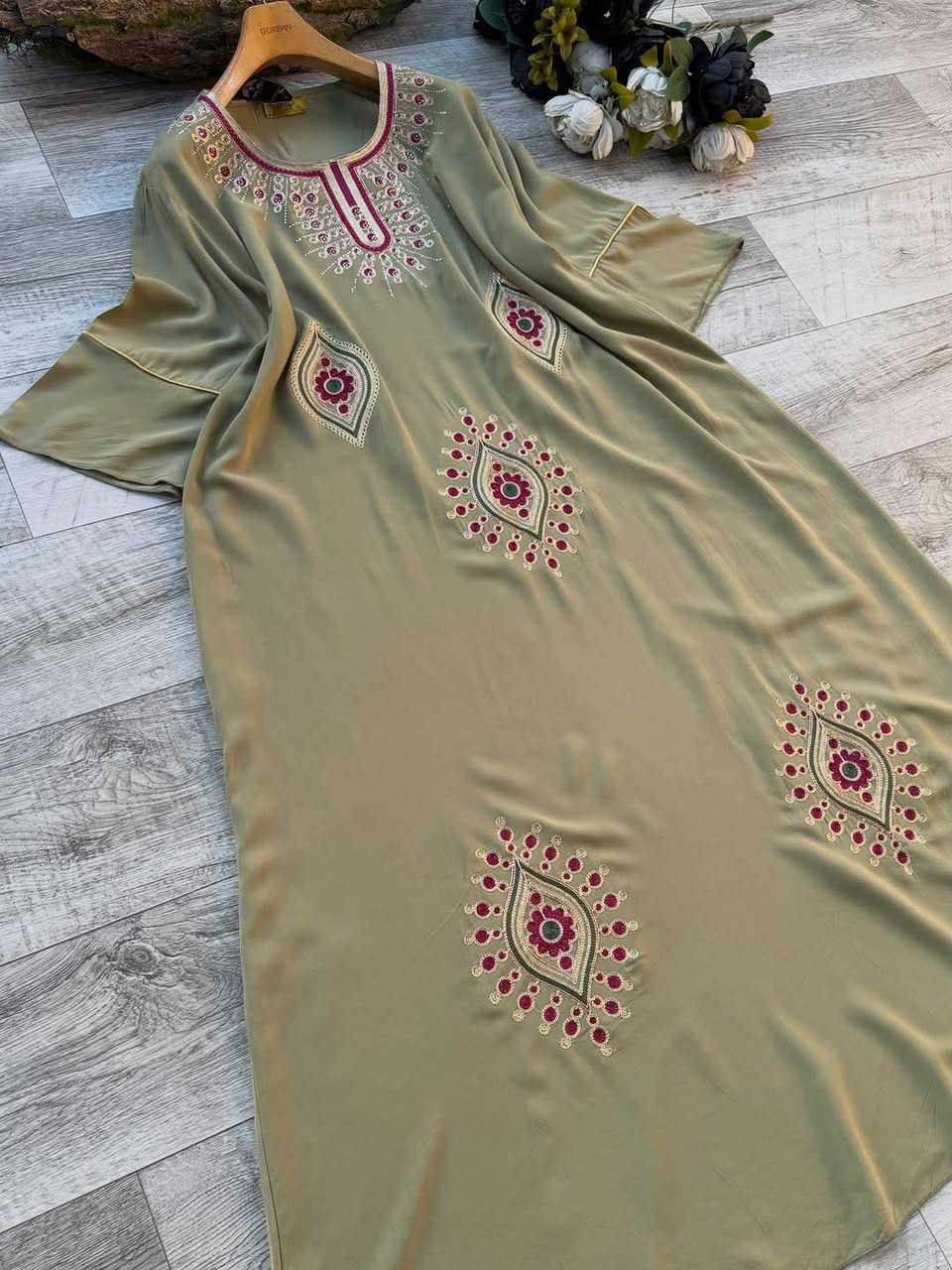 وصل الرمضاني 🥹🌛🌙⭐️
فيولا.. الأناقة والراحة تبدأ من بيتكِ! ✨
#دشداشة_نسائي_سسسادة_تطريز
#السسسسسسعر_صااااااااااااارت_قطعة_10ألاف 
القياس _2xl_3xl_4xl_5xl
الخامه كشمير  درجه اولى
التوصيل الفين دينار داخل قضاء المسيب
التوصيل محافظات 6ألاف


**إذا كنت صاحب هذا الإعلان وتريد حذفه لأي سبب، رجاءا أرسل رسالة إلى الدعم الفني**