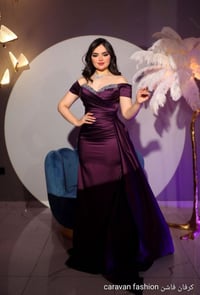 فستان • قياس ٤٠ • ملبوس مرة وحدة