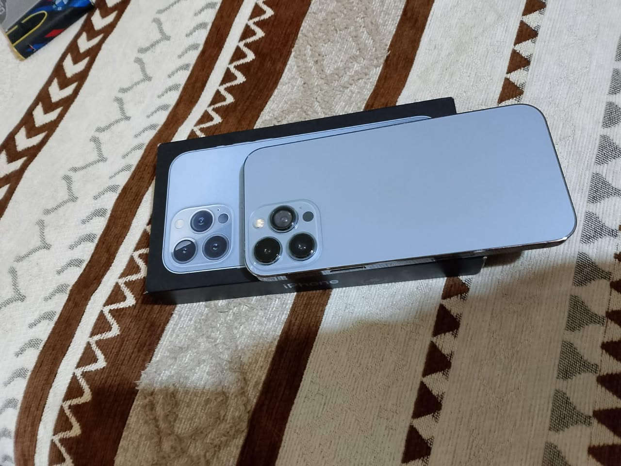 السلام عليكم. ايفون 13 برو ماكس  ذاكره 256.  ابدل بس شاشه فقط والبطاريه.    السعر. 450. وبي مجال قليل  اتصل ***********
