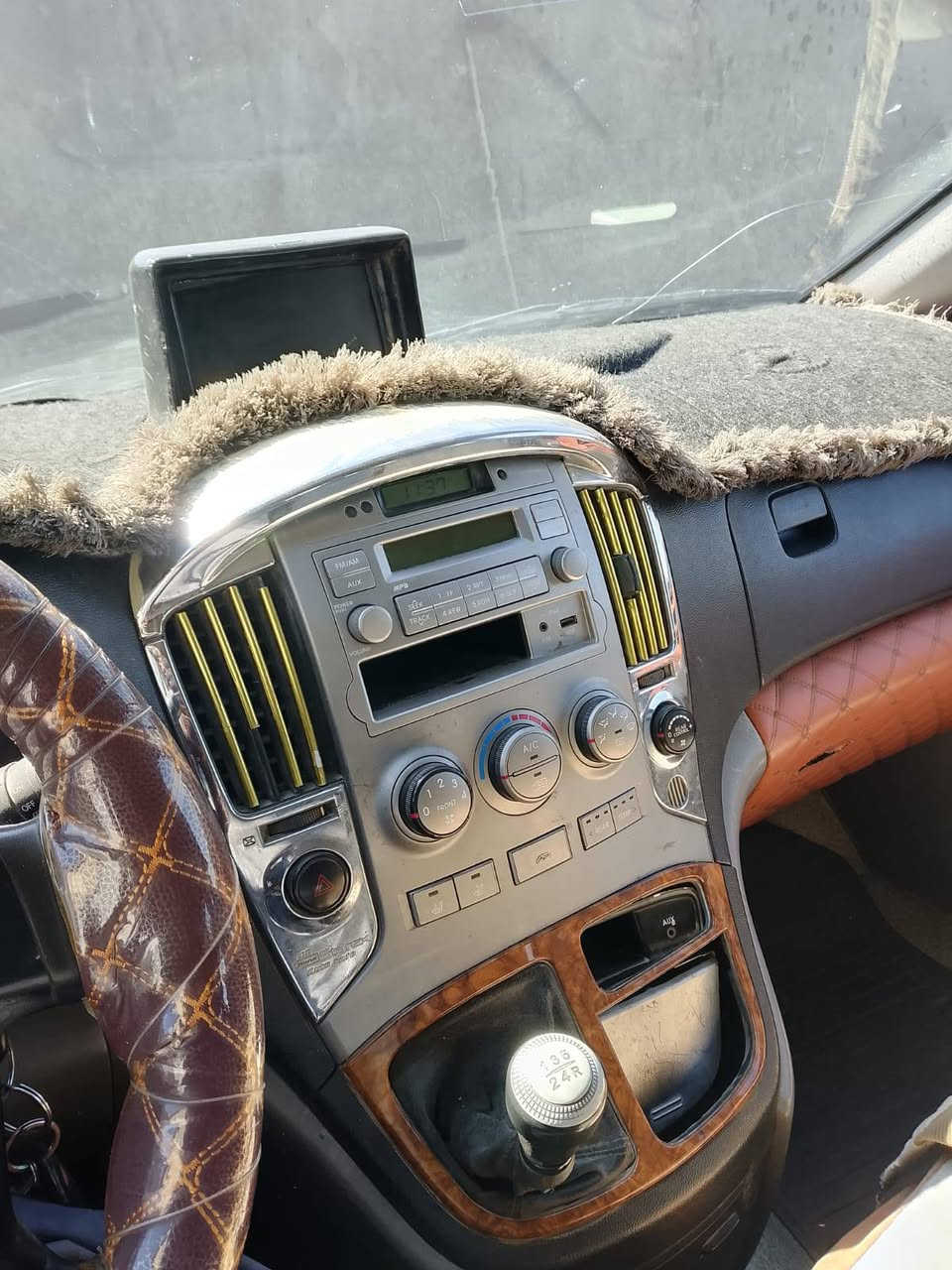 اخوان السلام عليكم استاركس 10 للبيع  جاهزه رقم بصره E بسمي مكاني البصره الدير مقابل معمل الورق سعر 130 وبيه مجال للطيبي( *********** )
