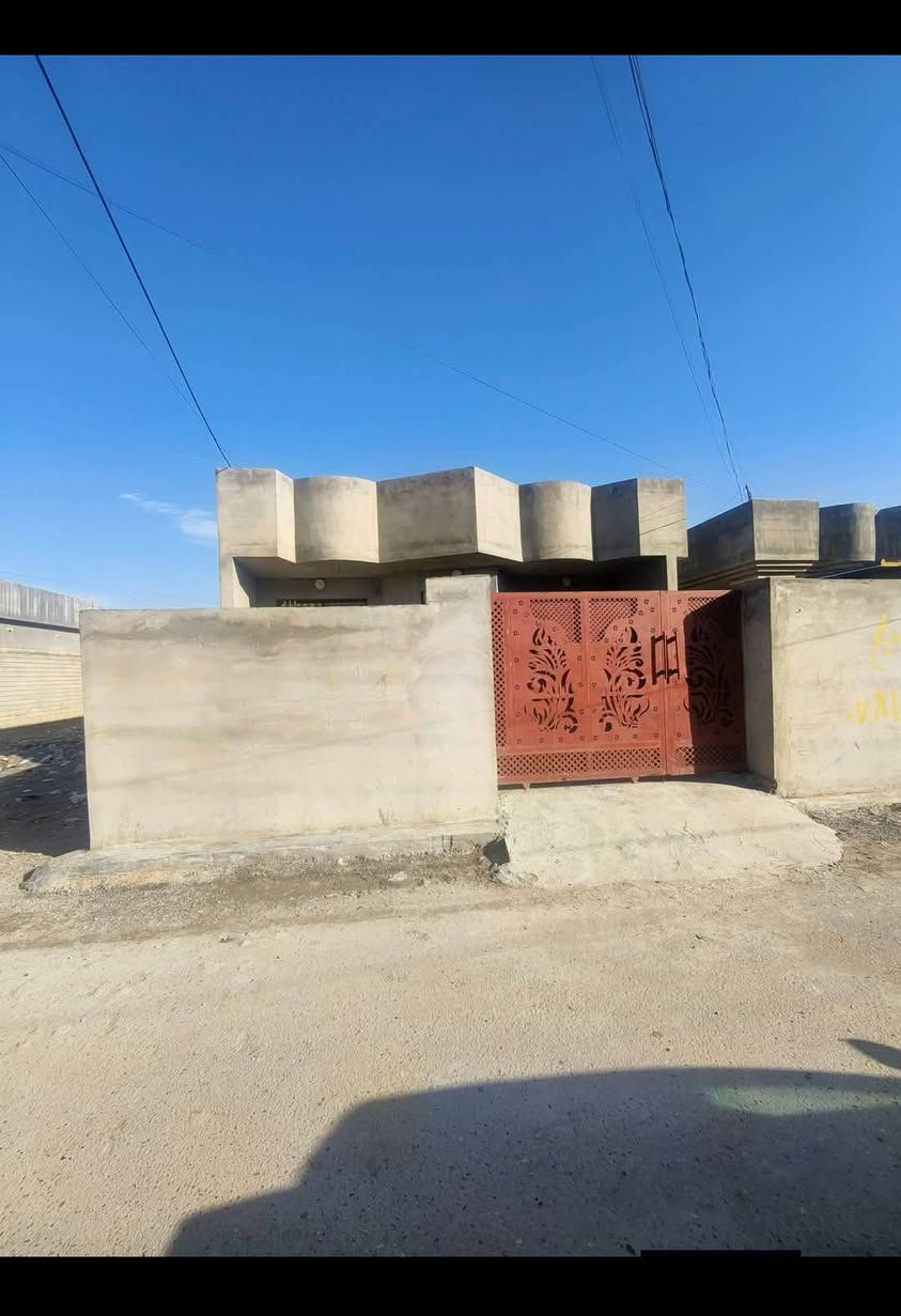 بيت للبيع! المساحه 250الموقع صلاح الدين بيجي قرب جامع باب الريان, ماء وكهرباء فول التواصل *********** بي واتساب
