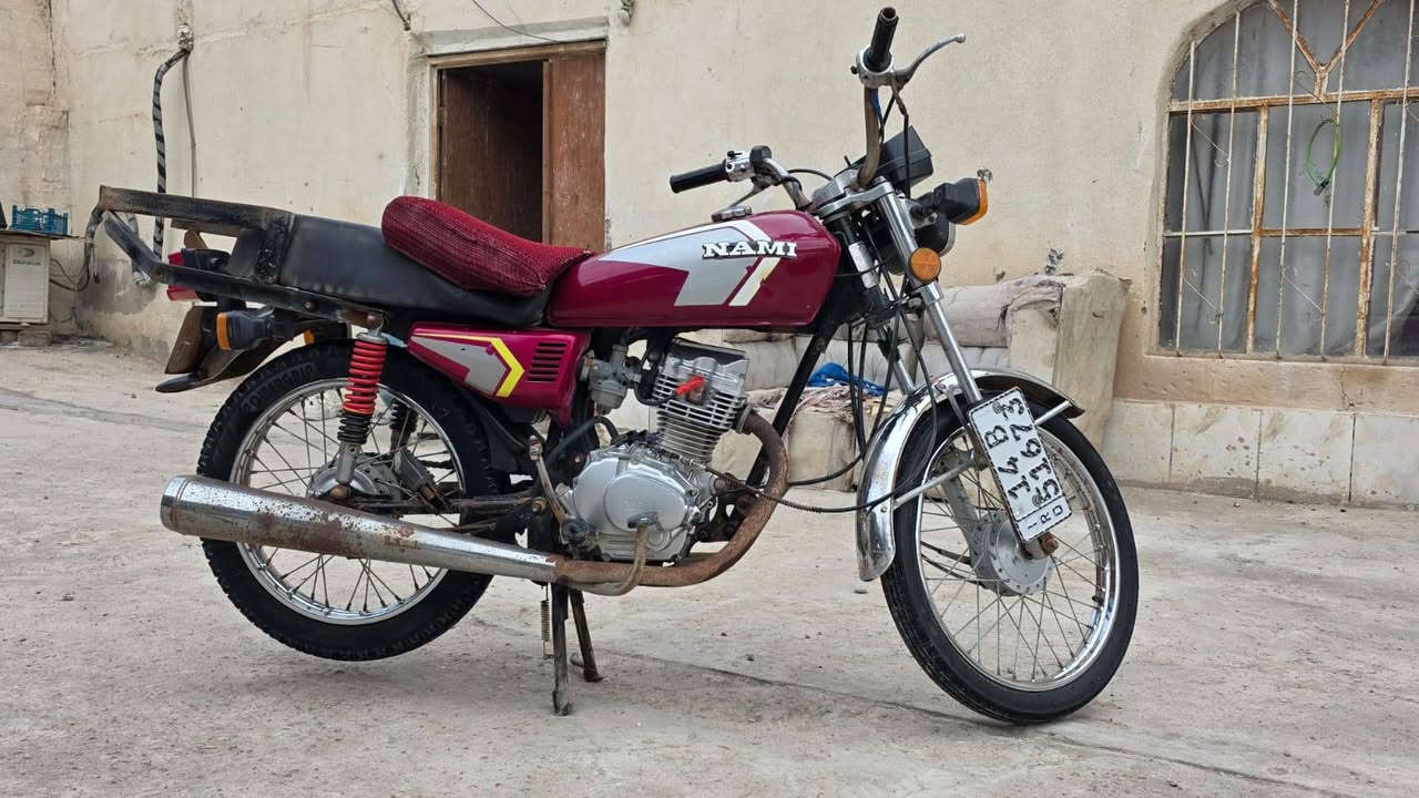 دراجه نامه للبيع موديل 22 رقم وسنويه السعر 1٫400 مكاني قضاء عز الدين سليم شلهه  الحجاج 
***********
