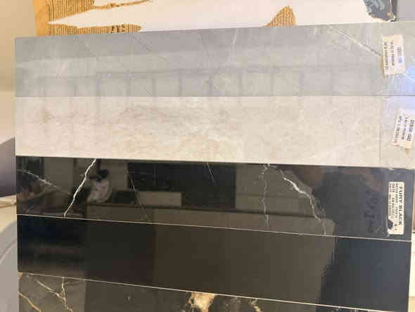 #ازارة بورسلين وسيراميك 👇👇
المواصفات:
📏 الطول: 60 سم
📐 العرض: 10 سم
🎨 ألوان متعددة تناسب كل الأذواق
🧵 موديلات متنوعة: هندي، إيراني

💰 السعر حسب الكمية – اسعار مناسبة للجميع!

📩 للطلب أو الاستفسار: 
***********
***********
📍العنوان : المحمودية- الشارع العام - مقابل بانزين خانة المحمودية
