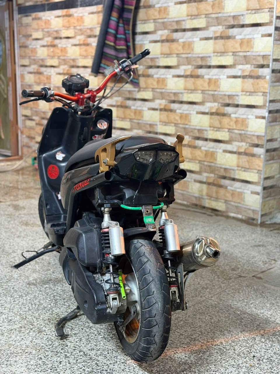 السلام عليكم دراجه سكنس جبلي للبيع العنوان زعفرانيه دراجه تاخذها ع الفحص السعر ٨٥٠ وبيها مجال حك الجيه مستعجل ع بيعتها ***********
