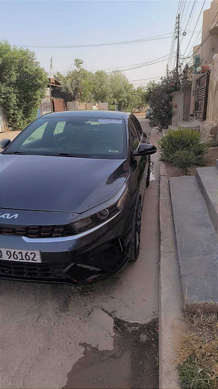 السلام عليكم كيا فورتي موديل  2023 جيتي  لاين رقم بغداد حره بسمي تحويل نفس اليوم  حجم المحرك 2000 دوش المرغوب حادثه جاملق وبنيد السعر 155 مكاني بغداد الاتصال  على الرقمم‏‪***********‬‏
