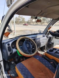 عموشه • ٢٠١٥ • رقم واسط