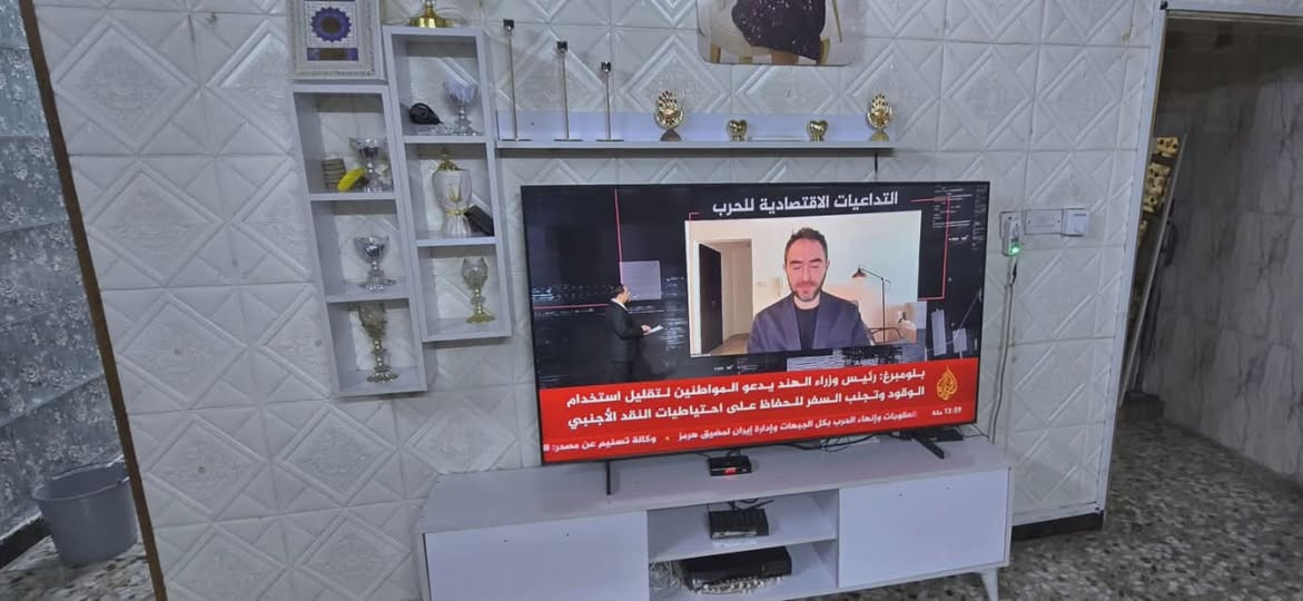 السلام عليكم باترينا و ميز شاشه نضيفات السعر ١٠٠ بي مجال


**إذا كنت صاحب هذا الإعلان وتريد حذفه لأي سبب، رجاءا أرسل رسالة إلى الدعم الفني**