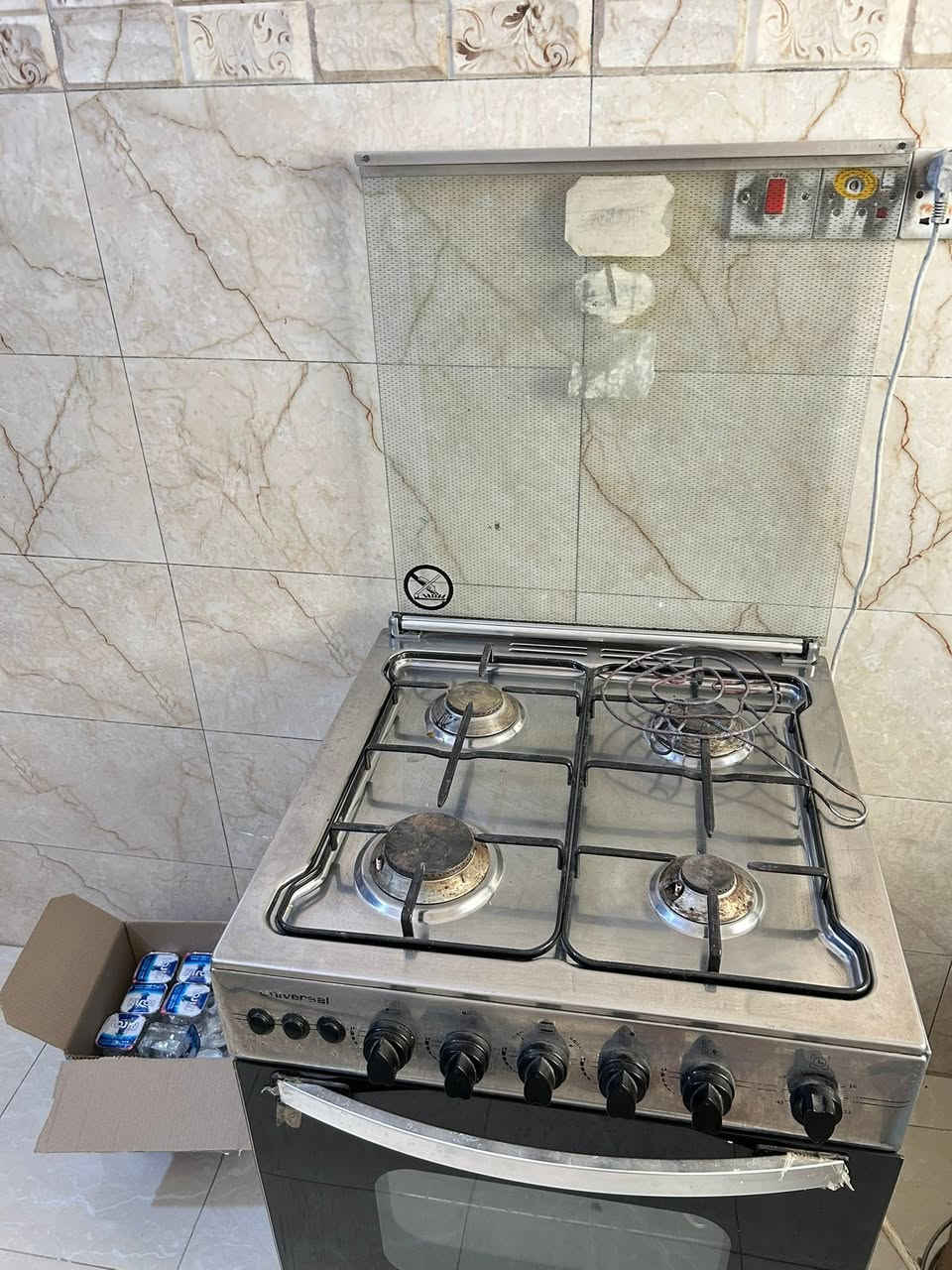 طباخ ٤ عيون 
السعر ١٦٠ بي مجال


**إذا كنت صاحب هذا الإعلان وتريد حذفه لأي سبب، رجاءا أرسل رسالة إلى الدعم الفني**