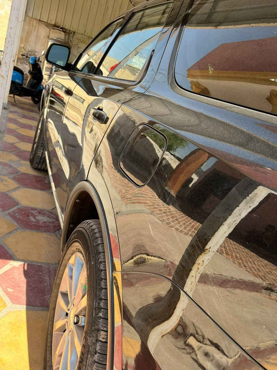دورنكو موديل 17 SXT
 ماشيه 105 ميل
 داخل جلد اسود كشنات اماميه كهرباء
 تشغيل عن بعد بصمه تشغيل وبصمة ابواب تحكمات ستيرن كامله 
فور ويل  ,AWD
منافذ يو اس بي 
نظام سبورت وايكو 
تخم تاير جديد 
السياره احلى من الصور وخير من الله وترايك للبصره السعر 210 وبيها مجال


**إذا كنت صاحب هذا الإعلان وتريد حذفه لأي سبب، رجاءا أرسل رسالة إلى الدعم الفني**