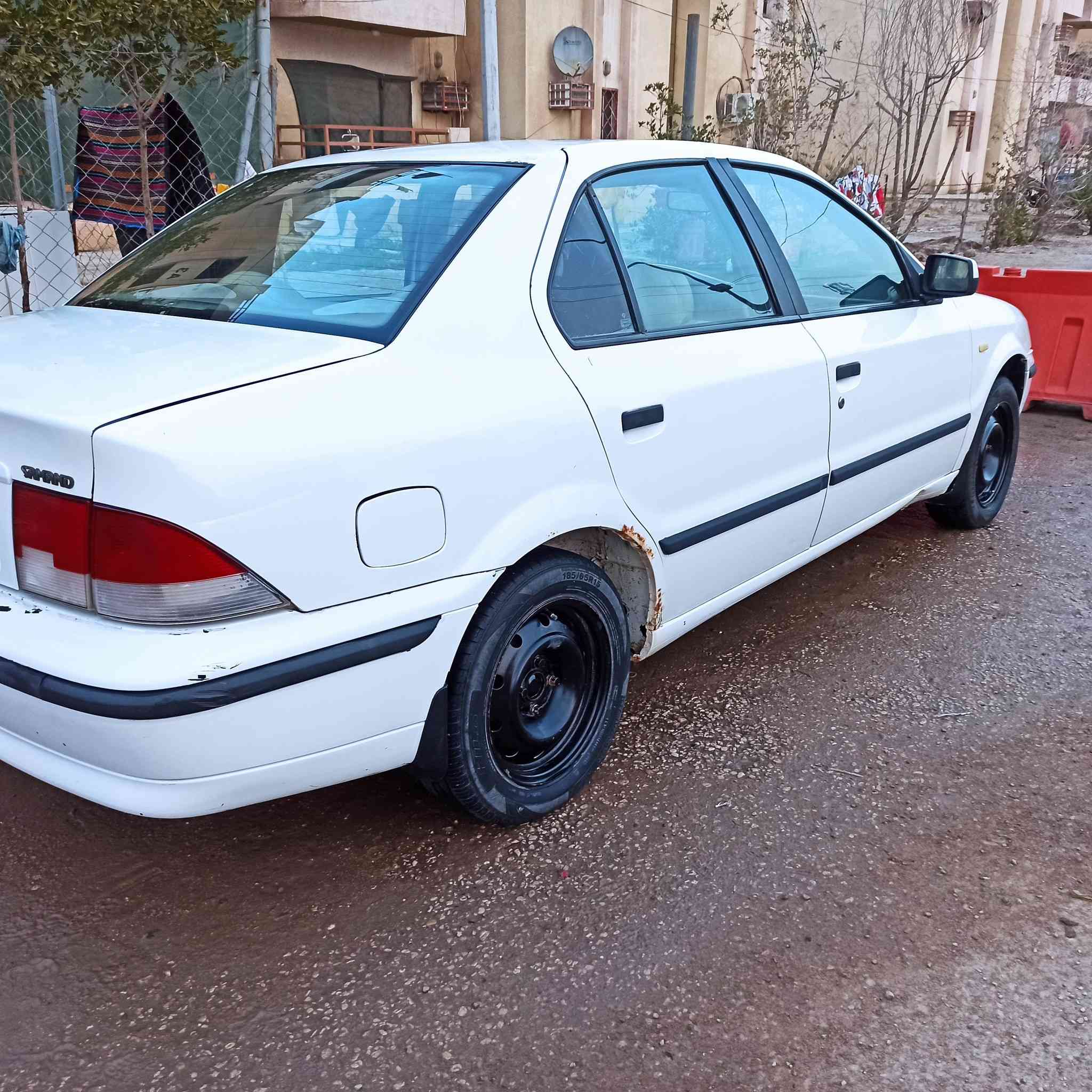 سمند 2010 قادسيه بسمي رقم انكليزي جديد هزه جديده سنويه لل2032 
مكفوله فقط الجاملغ الامام جهه السايق نصه بي صبغ بدون دواخل او مقدمه البنيد مسافه 4 اصابع بي معجون  والباقي شرط كفاله 
باتري جديد تخم تاير دوشمه او ارضيه او جنطه تفصال 
الدوسات والهلالات بيهن خياسات ما مسويهن
مكينه كير جديد شرط الفحص تبريد ثلج راديترات جدد كمبريسر جديد حداديه جديده  نافضهه نفض برغي ما عوزهه رايدهه ب40 او بيهه مجال بسيط 
وذا اكو سايبه صفره موديل 20 لو 21 لو 22 يراوس وياي او نتفق عله الفرق هم اني حاظر 
***********
