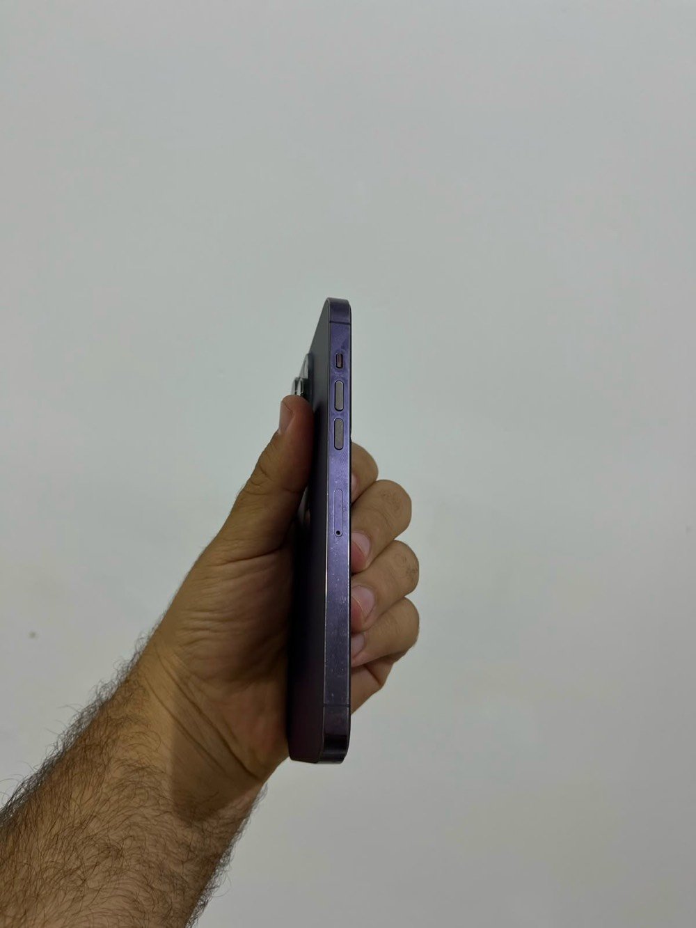 📱 للبيع – iPhone14 Pro Max (نسخة الشرق الأوسط)

💵 السعر: 740 
💾 السعة: 256GB
✅ الجهاز نسخة الشرق الأوسط.
✅ مكفول بالكامل، وكل شيء فيه يعمل بكفاءة.
🔋 صحة البطارية: 77%.

📍 الموقع: واسط.
🚚 توصيل مجاني إلى جميع محافظات ومناطق العراق.

📲 واتساب: ***********
📞 اتصال: ***********

للاستفسار أو الحجز، تواصل على الأرقام أعلاه او عبر الخاص

بي مجال للطيبين