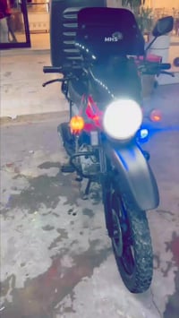 للبيع بوكسر جبلي موديل 2021 طالعه ب 23 نضيفه كلش وما متعوبة اوراق (077...