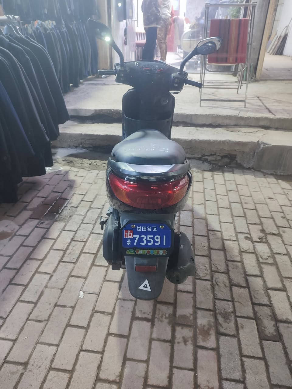 دراجه بريز لايت فوك اللبيع 
مكينه ناعمه كلش 
شغاله سلف وهندر 
كهربائيات كلهه شغاله 
دراجه كل نقص مابيهه 
المكان الحبيبيه أو البلديات 
السعر 500 ،،،،،،
شراي اتصل وتدلل***********
