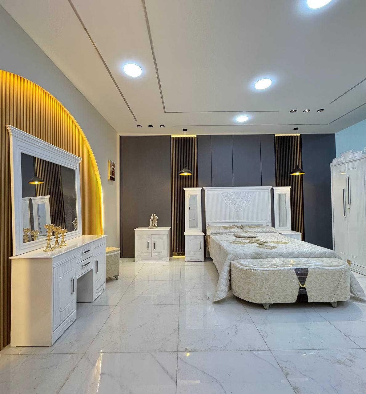 #تخفيض 
بمليون فقط 

#غرف #نجاره #عراقيه 💯💯

تتكون من 7 قطع 
عرض الكنتور 3 و20سم
ارتفاع الكنتور 2 و20سم
السرير بلوك ٦ ارجل
طول السرير 200 سم 
عرض السرير 160 سم 
الضهر براغي
متوفر توصيل مع الشد كافه محافظات العراق 
 #غرفه #نوم #عراقيه
#خاص #عرض #بغداد #حله #كربلاء #نجف
#ديوانيه #كوت #سماوه #ناصريه #بصره #فلوجه 
#رمادي #واسط  #اعماره #قادسيه #دجله #فرات 
متوفر طابوريه 15
الشازلون 50 الف
حسب طلب


**إذا كنت صاحب هذا الإعلان وتريد حذفه لأي سبب، رجاءا أرسل رسالة إلى الدعم الفني**