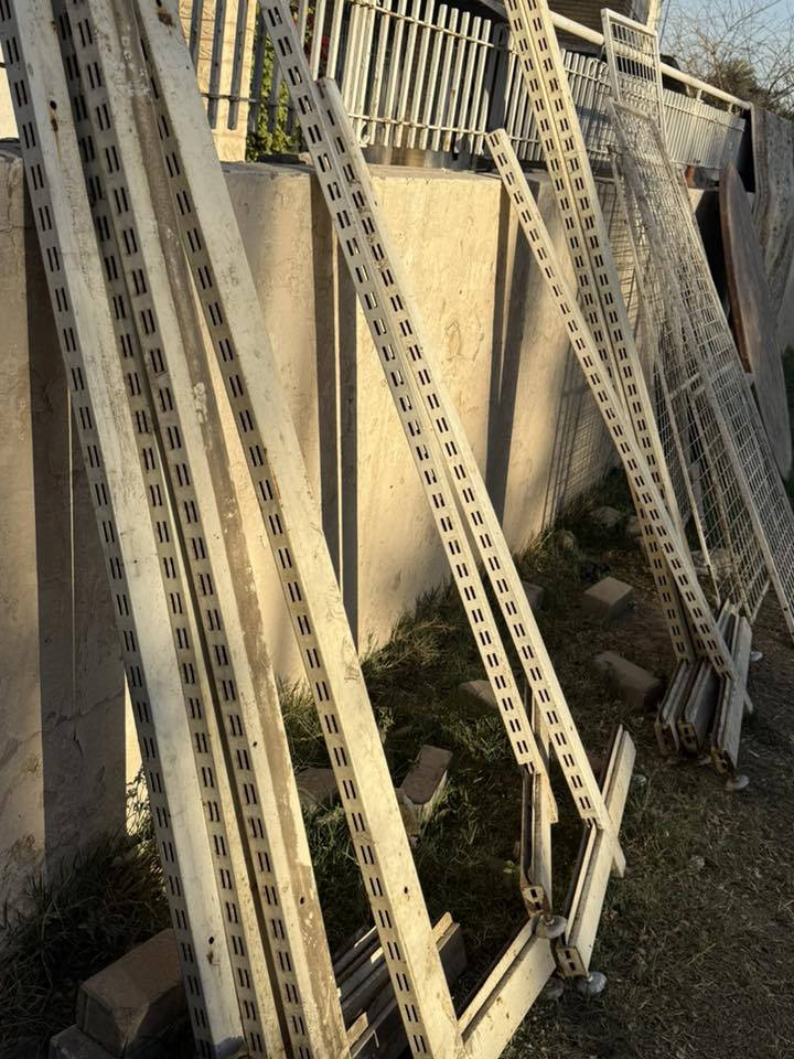 رفوف سفينة للبيع الحجم ١٠ متر نضافة ٦٠٪؜ للاستفسار: ***********
