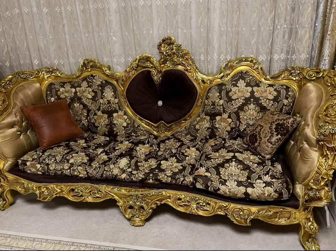 قەنەفەی میسری ١٢ نەفەری کەم بەکارهاتوو و کوالیتی بەرز بۆ فرۆشتن نرخ ٥ گەڵا و معامەلە


**إذا كنت صاحب هذا الإعلان وتريد حذفه لأي سبب، رجاءا أرسل رسالة إلى الدعم الفني**