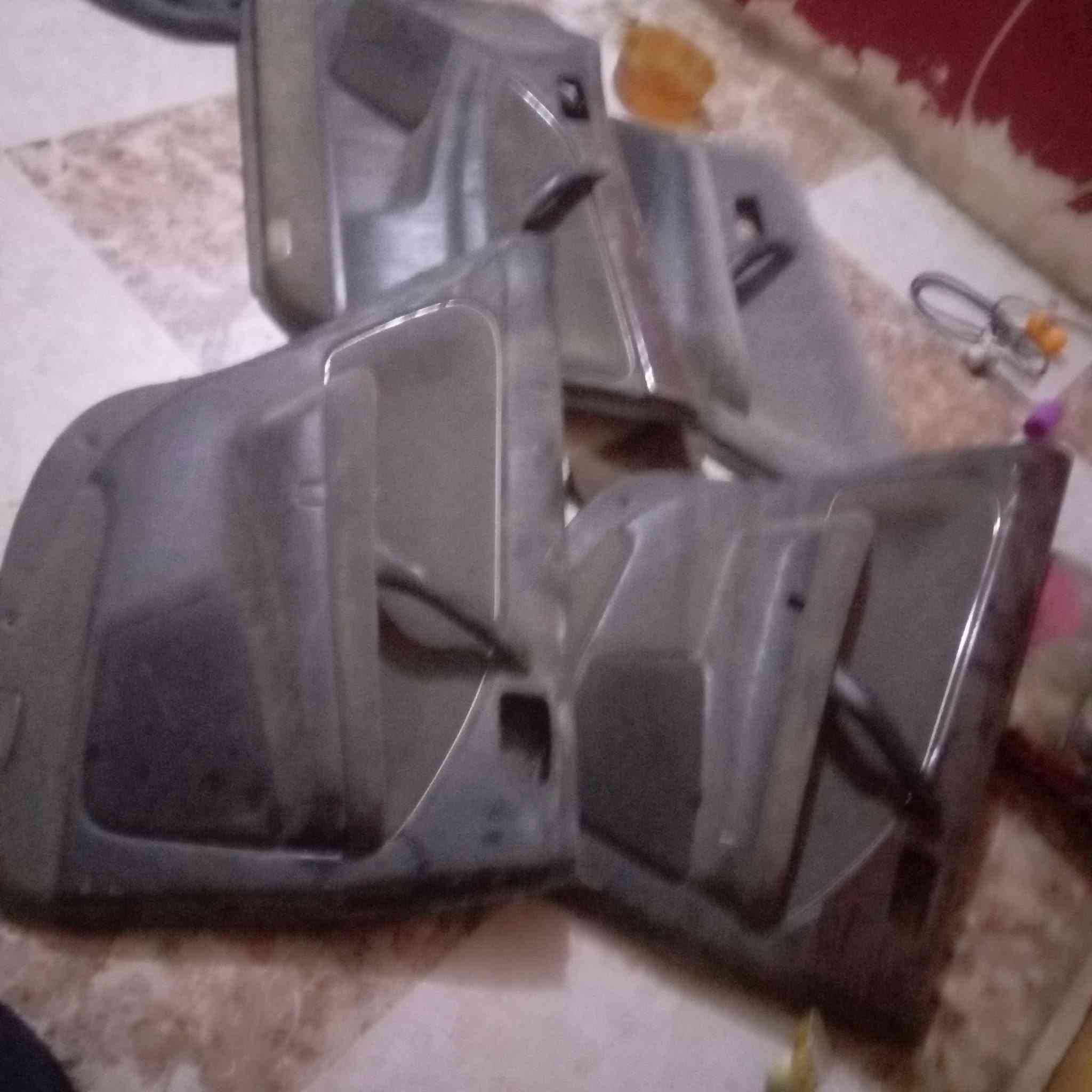 سلام عليكم بطاين راس ثور فلات نضيفات  حلوت سعر كلهن ٣٠الف مكاني بصره موفقيه هاتف***********وتساب
