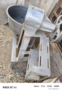 عجانه وميز خبز للبيع بغداد 07702851788