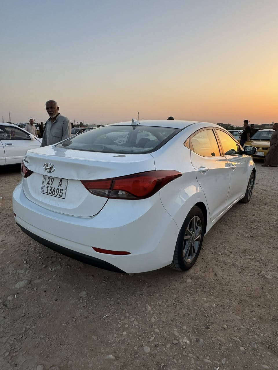 كوت حي جهاد
النترا 2015 لمتد 1/1 بصمة  خلفي  تبريد ثلج ❄️ محرك 1800 دوش مكفول وكير مكفول وحدادية وكلشي كاملة على اخير حباية رقم واسط  مكاني كوت حي الجهاد  باسمنا تحويل مباشر حادثها جاملغ وبنيد   وسعرها 115 ومجال بسيط 
***********
