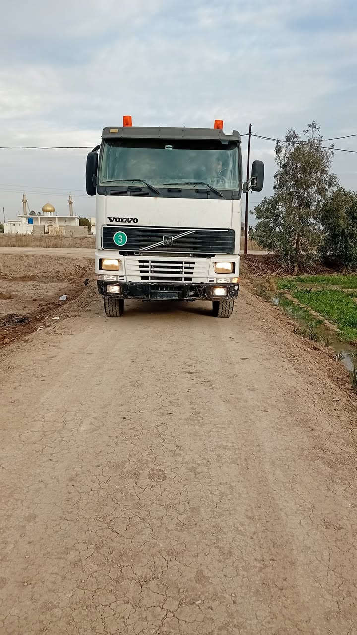 السلام عليكم فالفو دكتوره قلاب بلادي مكفوله كفاله عامه مجموعه مربع لالنكي موديل 1996 بدي هاوزر بلادي رقم اربيل دولي سنويه نافذه ل31 بأسمي رقم التلفون ***********مكان واسط الحفريه ***********
