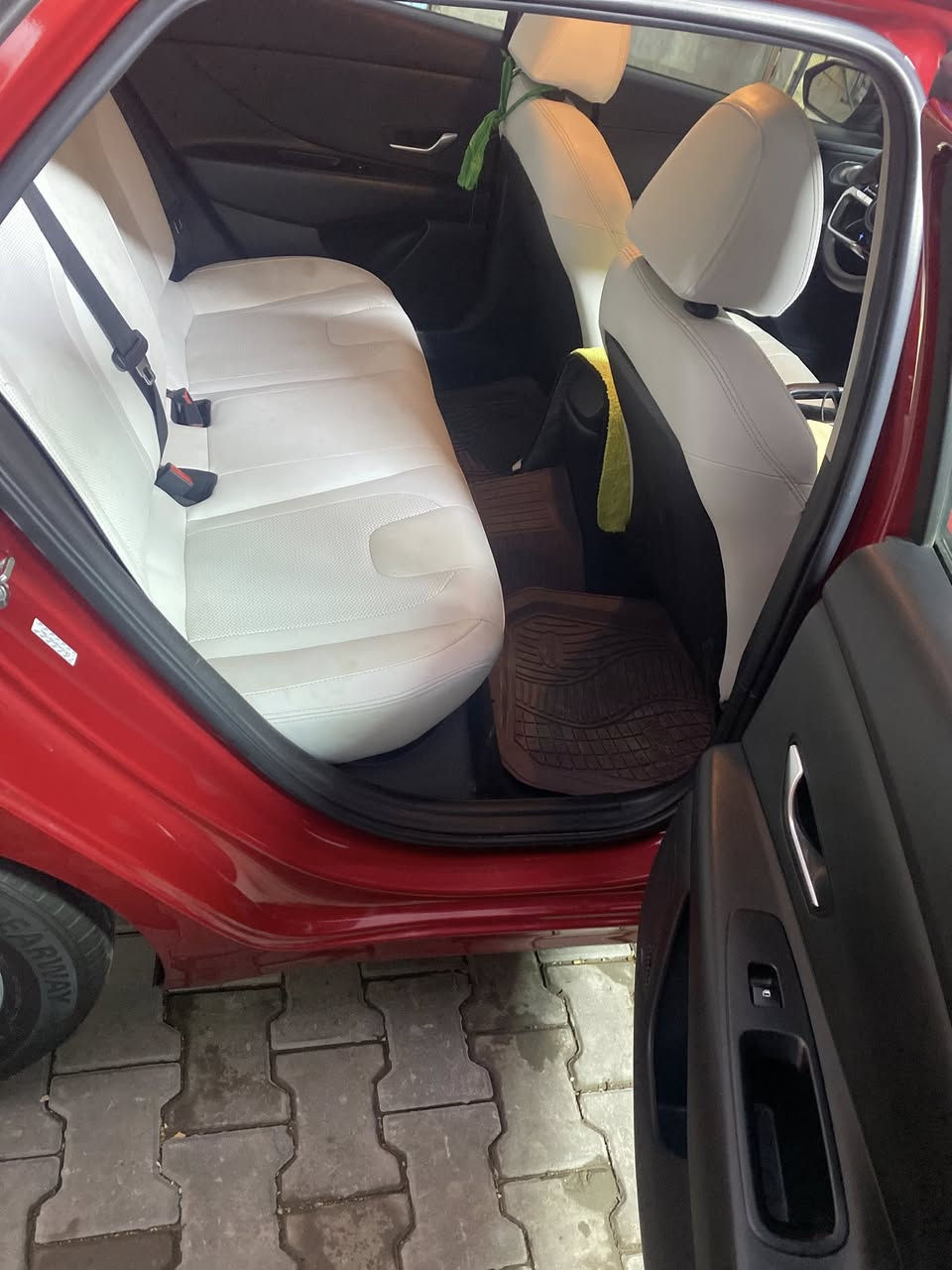 السلام عليكم النترة للبيع مديل 2023وارد امريكي بدون حادث وبيه سونار بل عراق سيارة بعده لوك اخت الزيرو مكفولة من كلشي السيارة رقم بغداد الدولي بسمي تحويل ثاني يوم للستفسار اكثر اتصل على رقم التالي ***********مابي واتساب 
المواصفات 
1.شاشة كبيرة ابل كار بلي
2.رادا امامي خلفي جانبي
3.تحكم جهتين
4.مثبت سرعة
5.تحديد مسار
مكان السيارة بغداد الدورة
