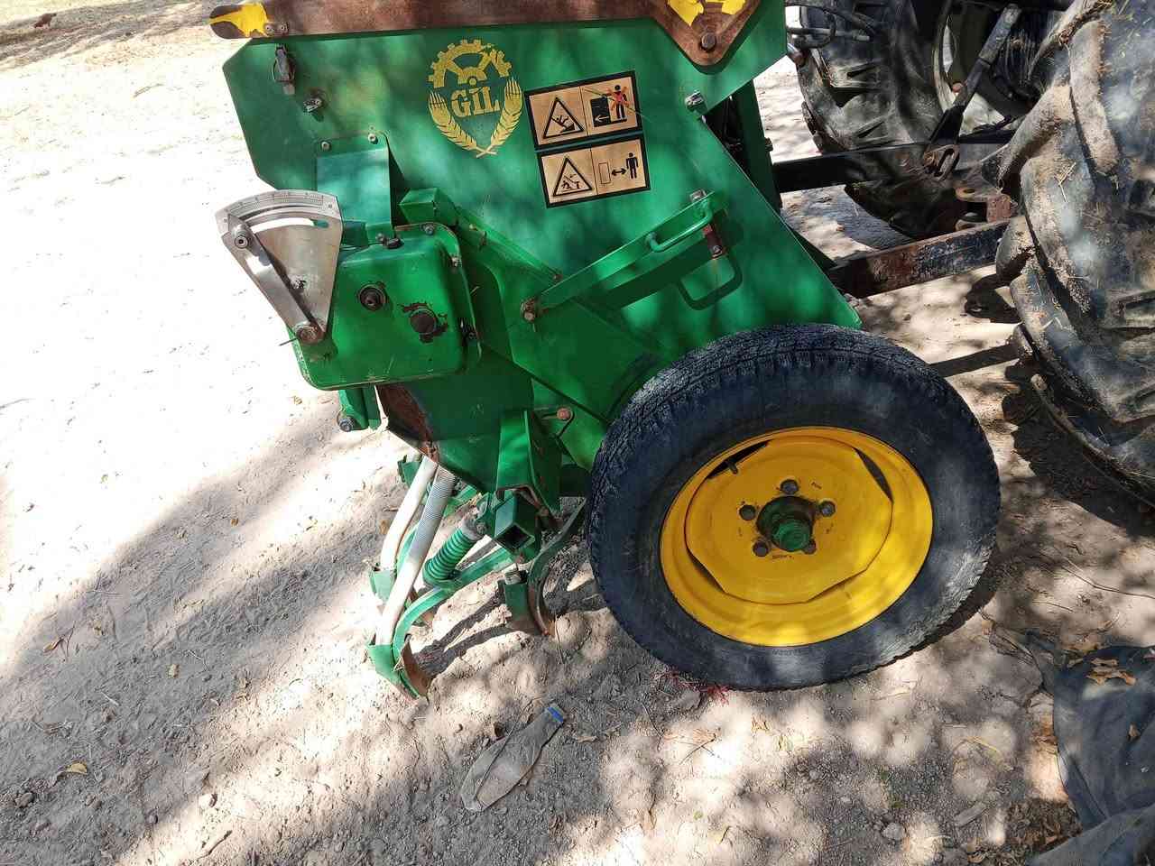 طابعه أسبانيه للبيع مكاني النجف *********** السعر 3500
