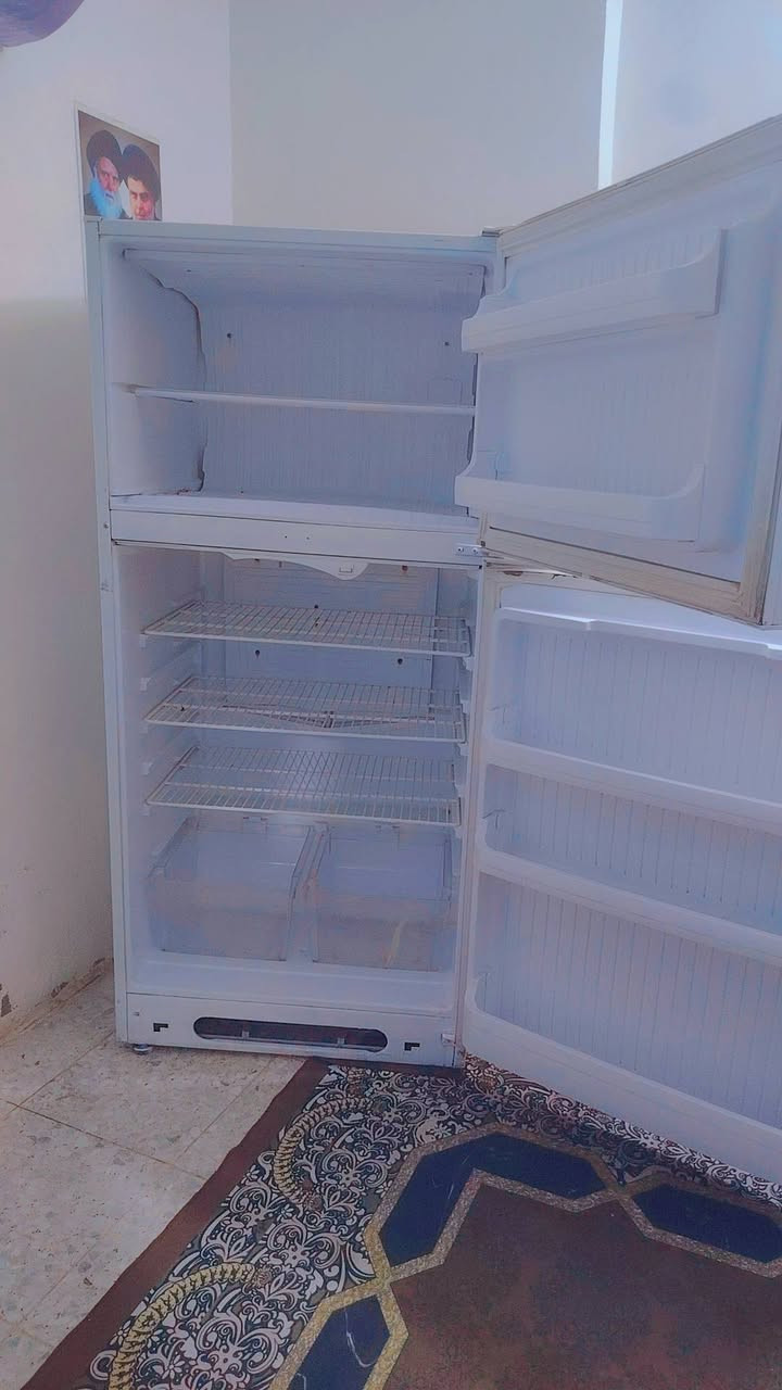 يا الله كونكورد لبناني حجم 30 قدم اكبر حجم تشتغل مولد ووطني حجم عائلي كلش نضيفه فول فول نضافه فوول تجميد سعر 350 مكان كربلاء حي الميلاد للاستفسار ***********
