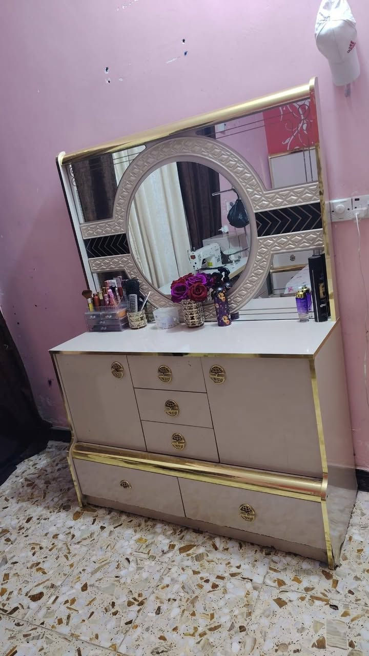 غرفه تركيه ٧ قطع ضخمه سلايت نضيفه كلش سعر مناسب


**إذا كنت صاحب هذا الإعلان وتريد حذفه لأي سبب، رجاءا أرسل رسالة إلى الدعم الفني**