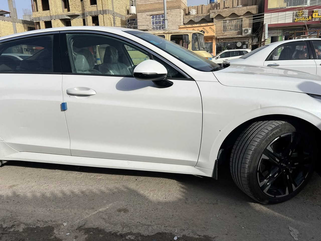 السلام عليكم للبيع أو مراوس كي فايف خليجي 23مكفوله رقم معوقين ذي قار رقم وسنويه جديده للاستفسار ***********
