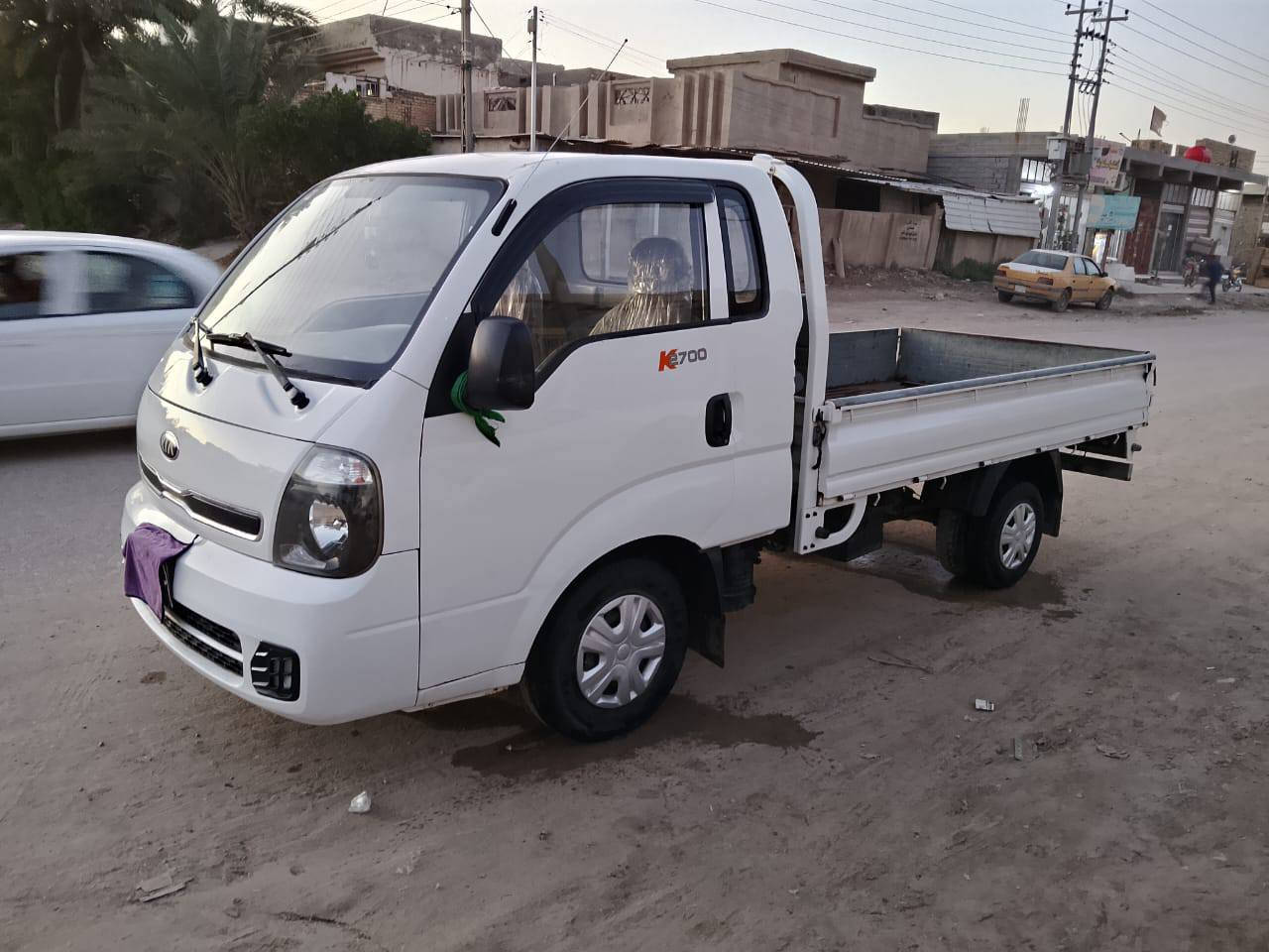 سلام عليكم كيا حمل 2014 مكفولة سونار تخم تاير باتري حداديه جديده مكينه بيها نسمه بخار الباقي مكفول سياره حله ابي غرق السعر 105 رقم ***********
