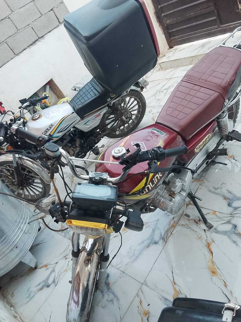 دراجه موديل 24بغداد سبع قصور سعر 600وبيه مجال حك لجيه ***********
