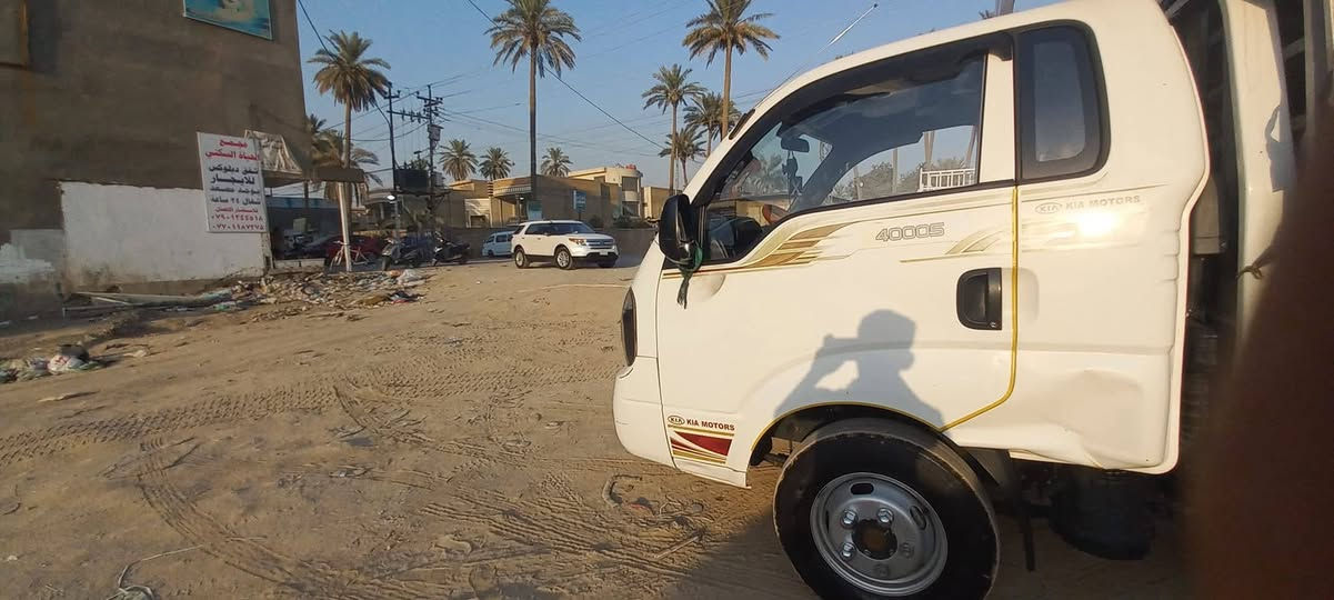 السلام عليكم كيافحل مديل ١٨ تخم تاير جديد محور ١٤ ستد ٢٧بيه طخه من كدام معدله علباردمبدل دعاميه وبنيد محرك جديد تبريد ثلج سنويه٢٠٢٨بسمي سعر 130وبيه مجال مكان السياره بغداد ركيه وفاضل ***********
