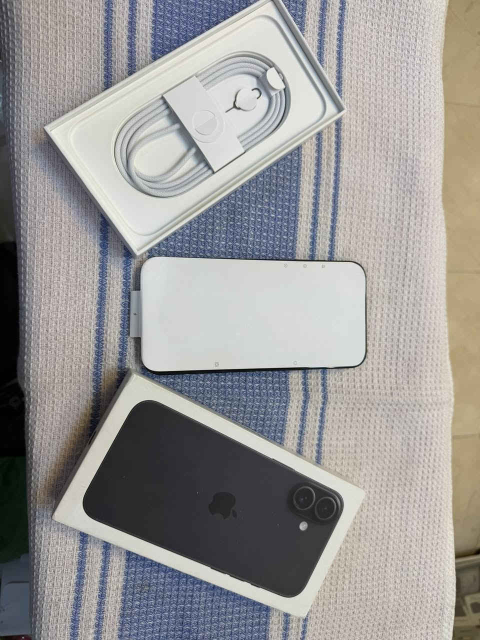 Iphone 16 plus black 128
ايفون 16 بلاص 128
بطارية 92
شرق اوسط ماستر
ويا كامل ملحقاته الاصلية
ب920 الف
زيونة شارع الربيعي

***********
