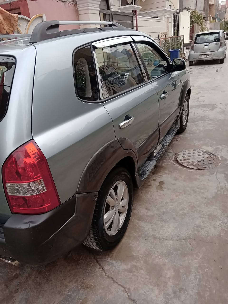 السلام عليكم
توسان ٢٠٠٩ ديالى وارد كوري ، رقم و هزة جديد، ٣ قطع صبغ بدون دواخل، كير ومكينة كفالة ما مفتوحات 
السعر : ١٠٥ وبيها مجال 
العنوان: بعقوبة الجديدة 
رقم الهاتف : ***********
