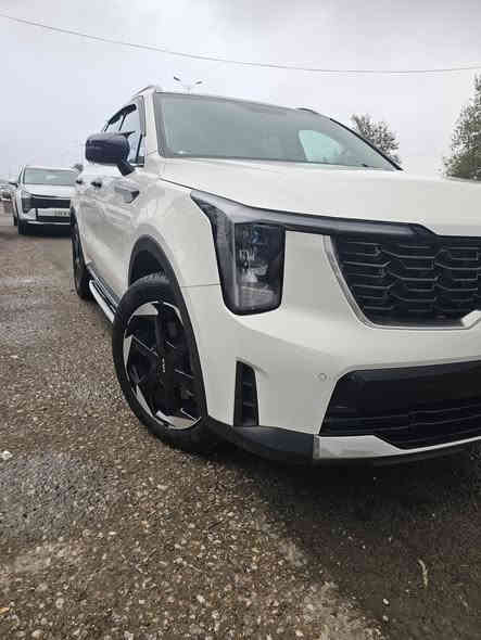 السلام عليكم سورتنو خليجية شركة نم ضمان ٥ سنوات موديل ٢٠٢٤ سياره جديده بمعني الكلمة مكفوله من الصبغ والبارد وشخط والحالوب عدى رصعتين بلبونيد صغيرات جدا ماشيه ٣٢٠٠ الف كم
مواصفات السيارة :

 ٦ سلندر

بانورما

جلد

بصمه

حساس امامي

حساس خلفي

جنطه كهرباء

ويل ١٩

مري شفط

اشاير مري

كشنات كهرباء امامي

كشنات كهرباء خلفي

٧ راكب

تبريد امامي وخلفي

شاحن لاسلكي

كاميرا دواره

شاشه متصل

لايت وكشافات زنون

بك لايت لد

٤ بصمات

تشغيل عن بعد

سايد بريك بصمه

نضام ترحيب عند الاقتراب

اناره محيطيه

تحكمات ستيرن

اريل نفكيشن

درايف مود اربع وضعيات

لد نهاري

مانع انزلاق

تبريد بيانو لمس

سبير منازل

شفتات استيرن

سياره على وضع الشركه بدون اي نقص سيرفس دهن كير ومحرك شركه

رقم اربيل مكاني اربيل تحويل مباشر

*********** كورك ***********اسيا

سعر ( 325 ) $🤑 بيه مجال بسيط
