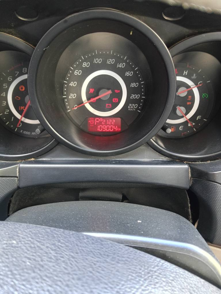Chery A3 2014
گێر ئۆتۆماتیک وعادی
ڕەنگی سپی بێ بویاخ 
سەنەوی بەسەرنەجوە
سەیارەیەکی پاکە و جوانە بەنزین کەم دەخوات
سقف سلایتە و تەحدید سورعەیە سوکان ڤۆلیۆمە هەر چوار جام کارەباییە لایت ئۆتۆیە فڵچە ئۆتۆیە...
نرخی 62$ أربيل, العراق


**إذا كنت صاحب هذا الإعلان وتريد حذفه لأي سبب، رجاءا أرسل رسالة إلى الدعم الفني**
