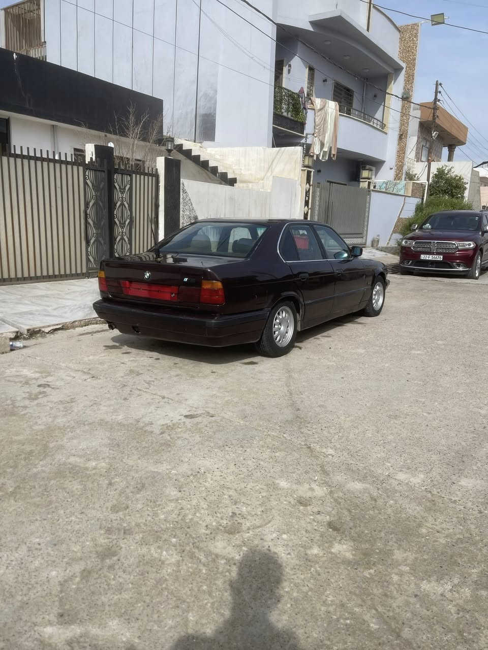 سعرها28
ماعندي توصل واي راعي بدون تحويل 
ماندل راعي بس مستمسكت يمي  
بي ام 520مكينه 528ديجتال بومه رقمها كركوك سنويه كرتوني كير محرك بشرط كلجت جديد تايرات جديد صدره امامي خلفي جديد لايت زايلوان  سماعت بيلدي تشغل كهربائيت كامل  غرفتها جلد اسود سياره جاهز وحيل حلوه ونضيفها با واقع احل من صوره 
شراي اتصال وتدلل مامتواجد خاص 
***********
