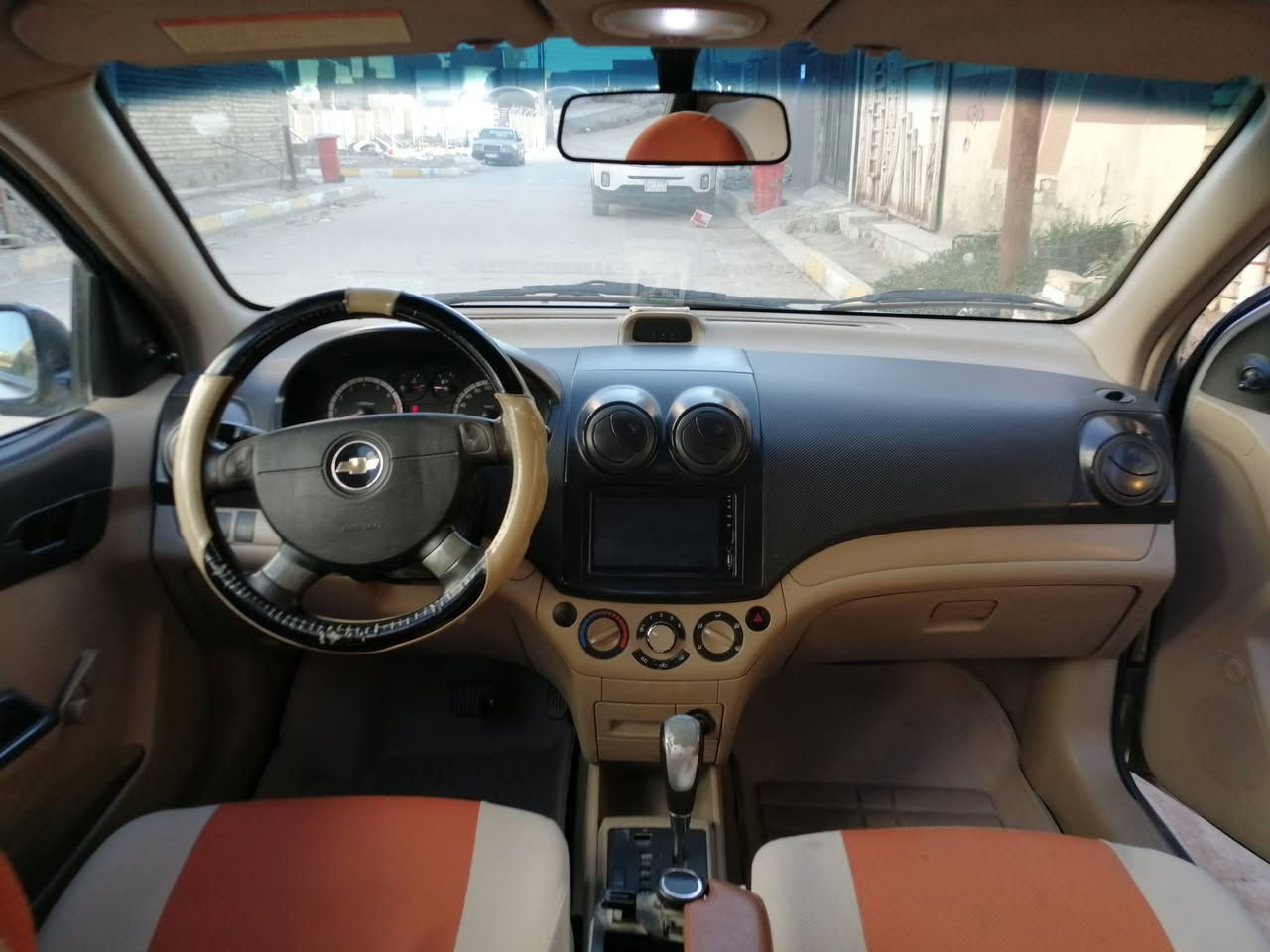 للبيع.. افيو 2014 خليجي
محرك 1600
بدون صبغ ما عدى مدكر
حدادية تخم تاير جديد
رقم ذي قار
التواصل على الرقم  ***********
