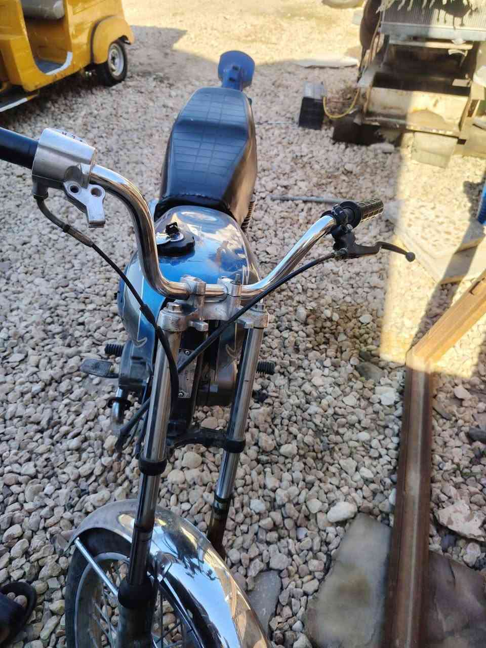 للبيع دراجة ١٩ كلك مكينه حلوة وياله جدد سعر ٢٣٠  مكاني بابل ***********
