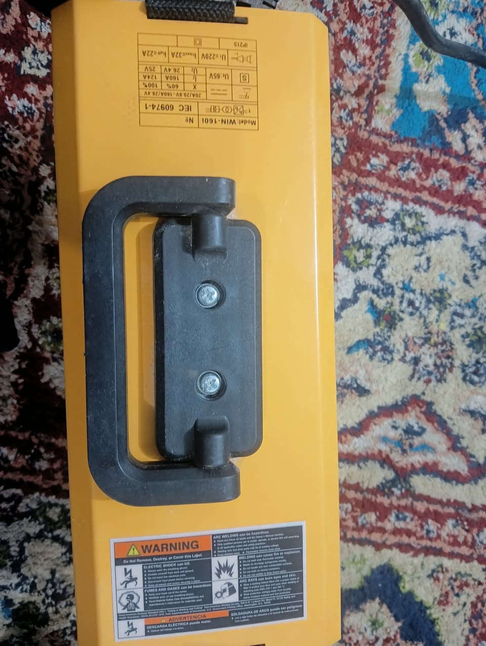 ماكنة لحيم للبيع جديده مستعمله كم يوم السعر 100 الف دينار بيه مجال الشراي *********** سامراء الجبرييه الأولى
