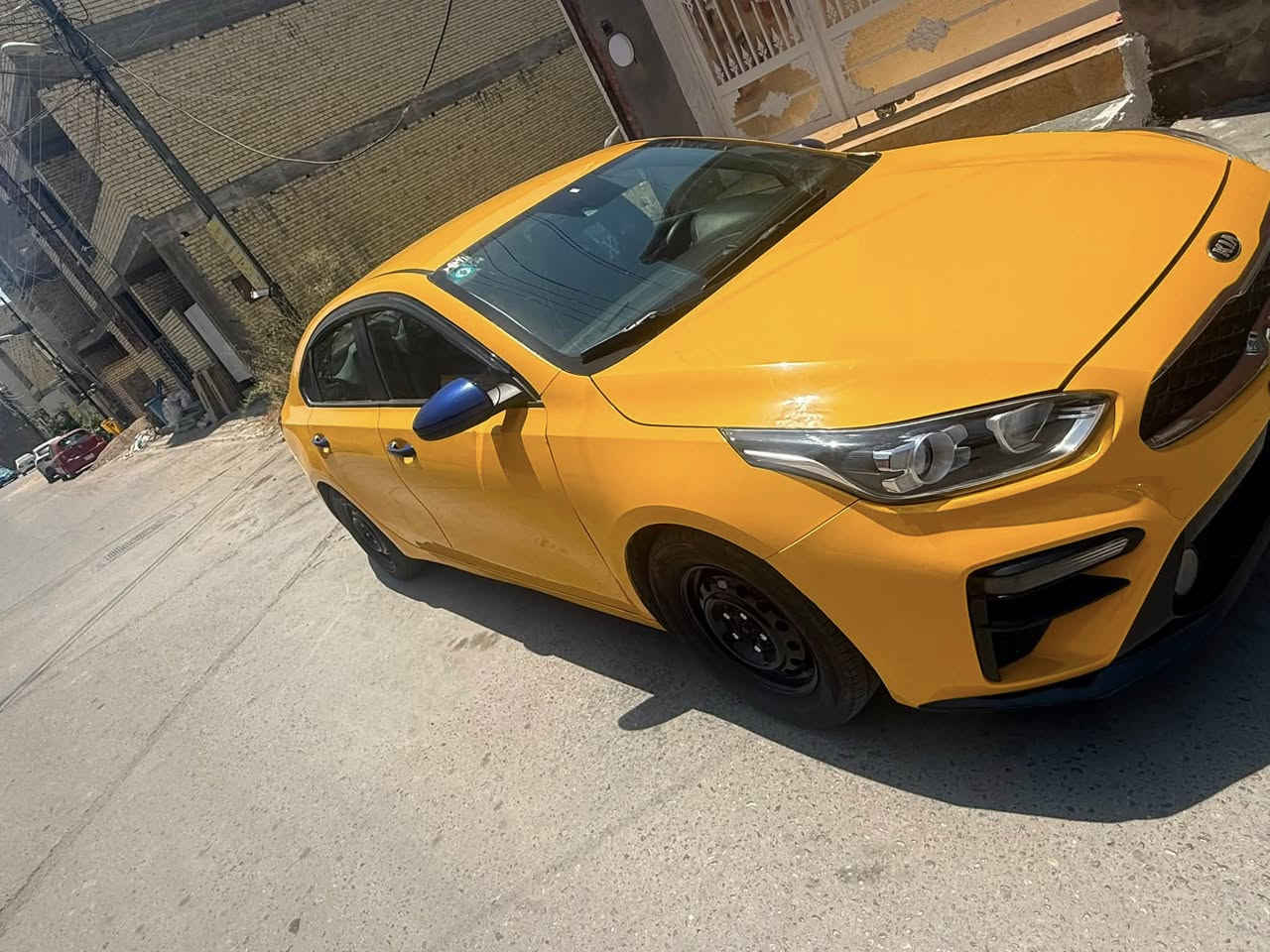 كيا فورتي  امريكيه 2020 بغداد رقم جديد ابسمي   *********** محرك 2000
