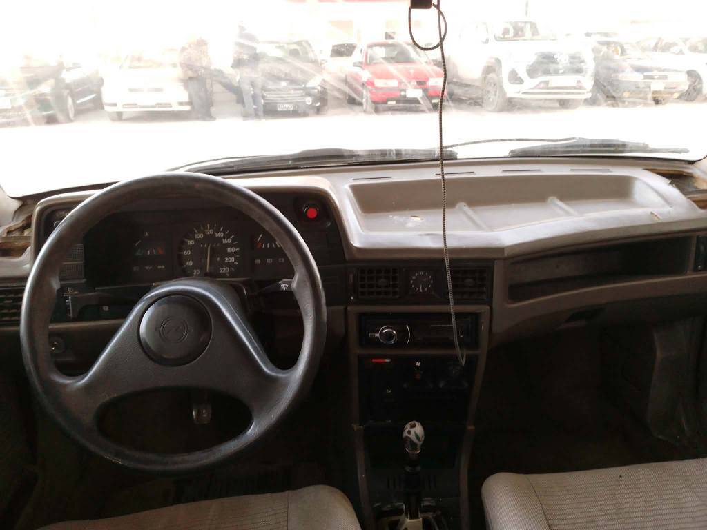 مازدا 8 و به غ
1992 
***********
***********
ارمي كوني اسايش 
به شه رتي اوليات
گيرو مه كينه ي به شه رت 
تايه ي تازه يه 
من كينه ي لوكي بو بن ستراوه 
سليماني هه واري شار 
ناوي زور جوان 
15 معامه له السليمانية, العراق
