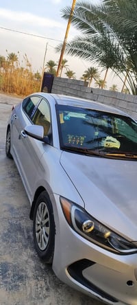 الانترا 1017 وارد امريكي كامله مكملة من كلشي فقط تبديل قطعتين بيهة بني...