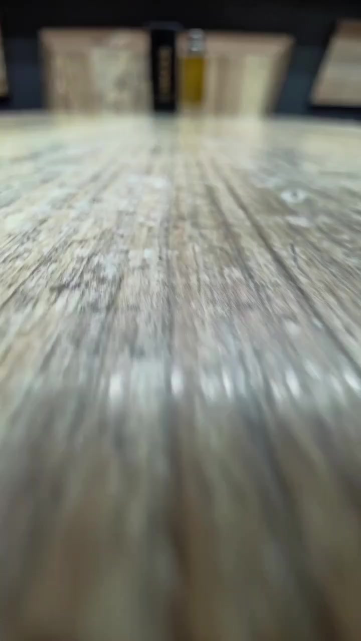 BOSS the scent 🎁🎁🎁🎁
edt 100ml 
Orginal box


**إذا كنت صاحب هذا الإعلان وتريد حذفه لأي سبب، رجاءا أرسل رسالة إلى الدعم الفني**