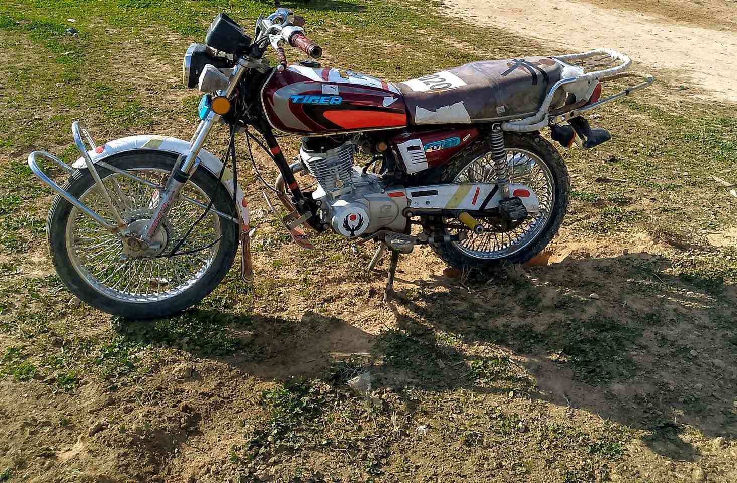 سلام عليكم تايكر 2020 محرك مفتوح مر وحده كهربائيت شغال مكان الشبالي *********** وتساب فقط
